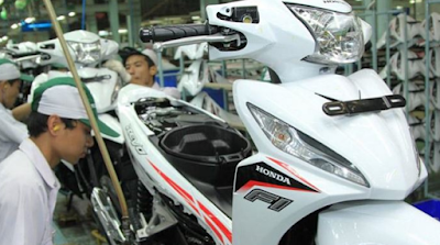 Inilah Motor Honda Revo FI Terbaru “Kelebihan Dan Kekurangannya”